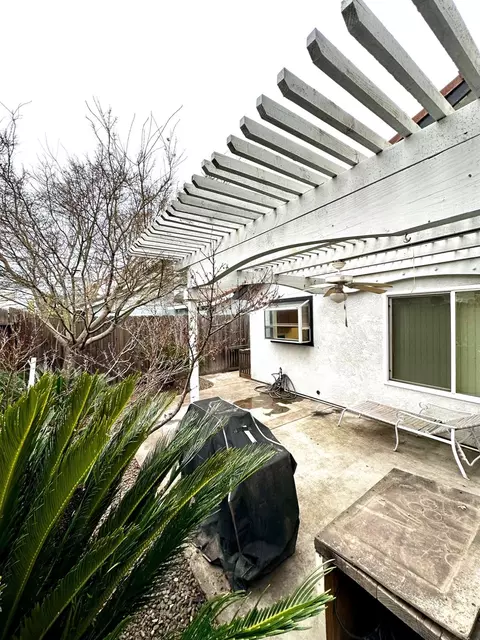 Exterior - 1708 Brett Ln, Modesto, CA 95358 photo 8 of 25