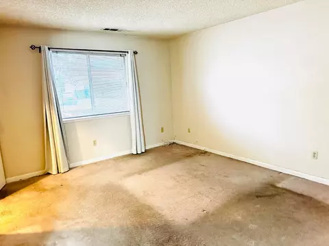 Bedroom - 1708 Brett Ln, Modesto, CA 95358 photo 3 of 6