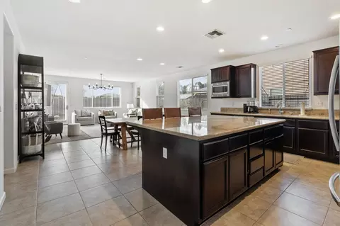 5225 Cora Way, Keyes, CA 95328 photo 4