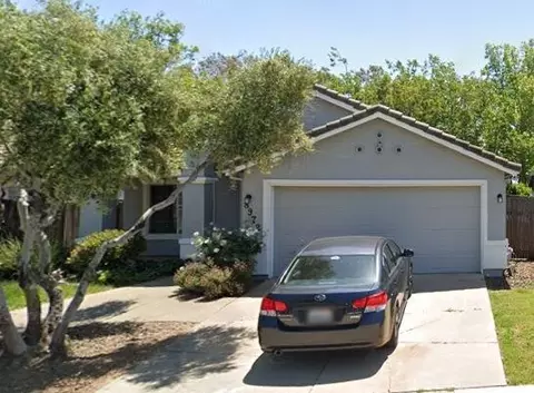 8972 E Valley Dr, Elk Grove, CA 95624