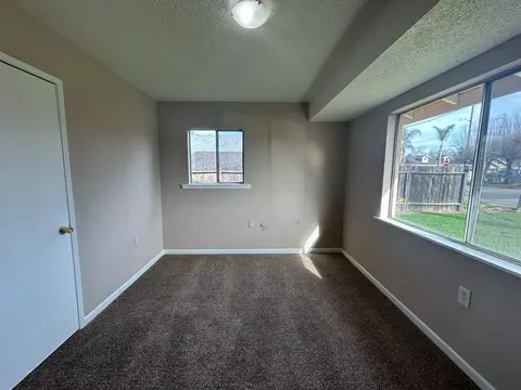 Bedroom - 8605 Smith St, Patterson, CA 95363 photo 2 of 9