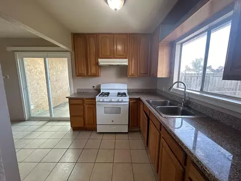 Kitchen - 8605 Smith St, Patterson, CA 95363 photo 2 of 2