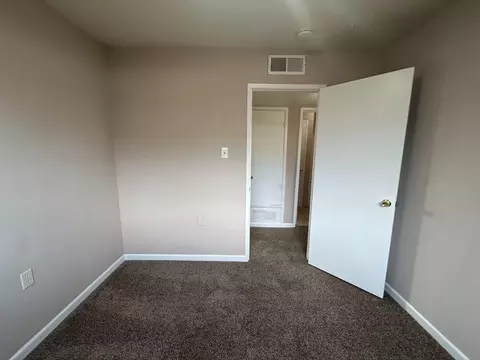 Bedroom - 8605 Smith St, Patterson, CA 95363 photo 6 of 9
