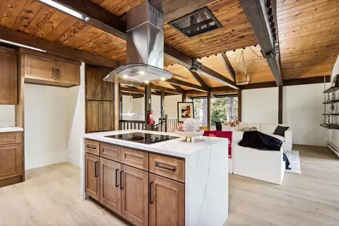 Kitchen - 11064 Meyer Way, Grass Valley, CA 95949 photo 2 of 10