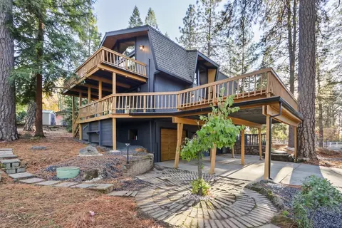 Exterior - 11064 Meyer Way, Grass Valley, CA 95949 photo 8 of 27