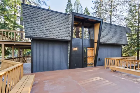 Exterior - 11064 Meyer Way, Grass Valley, CA 95949 photo 2 of 27