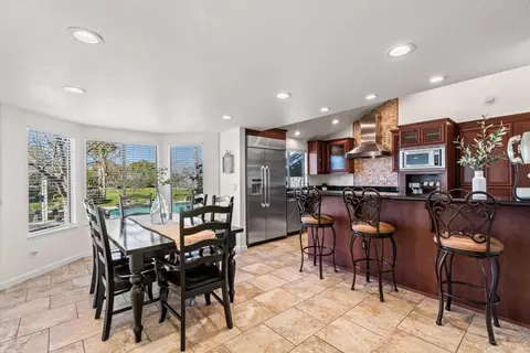 Dining - 29511 S Chrisman Rd, Tracy, CA 95304 photo 3 of 7