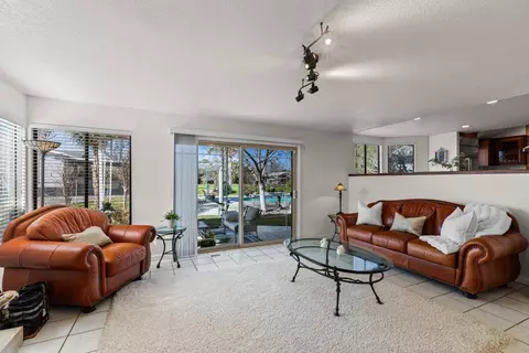 Living - 29511 S Chrisman Rd, Tracy, CA 95304 photo 3 of 7