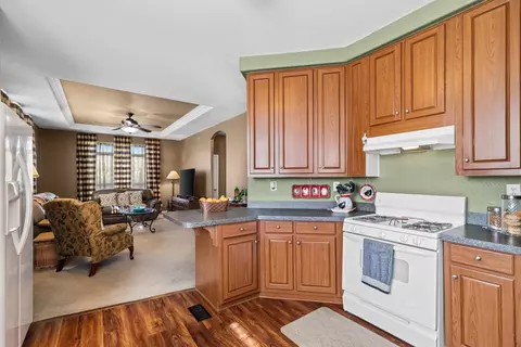 Kitchen - 29511 S Chrisman Rd, Tracy, CA 95304 photo 9 of 9