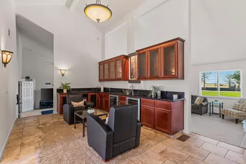 Entry Way - 29511 S Chrisman Rd, Tracy, CA 95304 photo 5 of 7