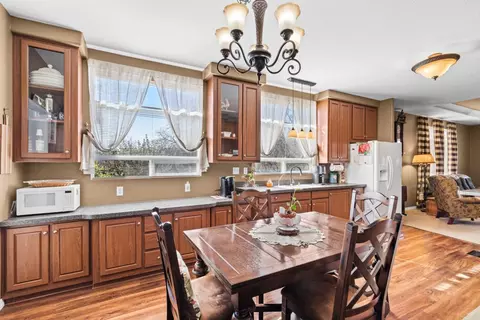 Dining - 29511 S Chrisman Rd, Tracy, CA 95304 photo 7 of 7