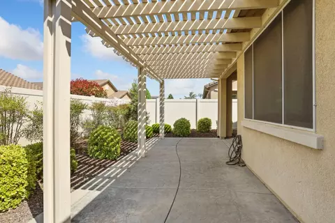 Exterior - 2681 Roseberry Ave, Manteca, CA 95336 photo 9 of 10