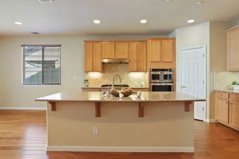 Kitchen - 2681 Roseberry Ave, Manteca, CA 95336 photo 2 of 6