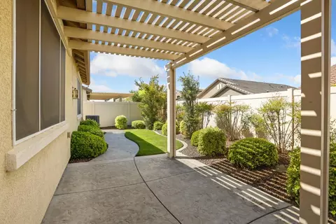 Exterior - 2681 Roseberry Ave, Manteca, CA 95336 photo 2 of 10
