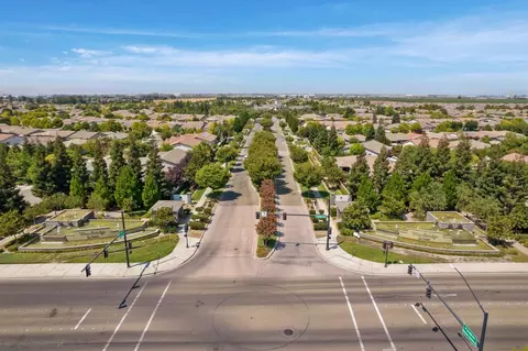 View/Area - 2681 Roseberry Ave, Manteca, CA 95336 photo 1 of 29