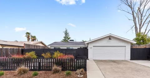 1221 Glenbrook Ave, Roseville, CA 95678
