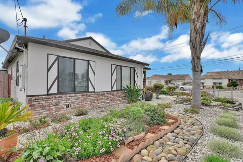 24246 Wright Dr, Hayward, CA 94545 photo 3