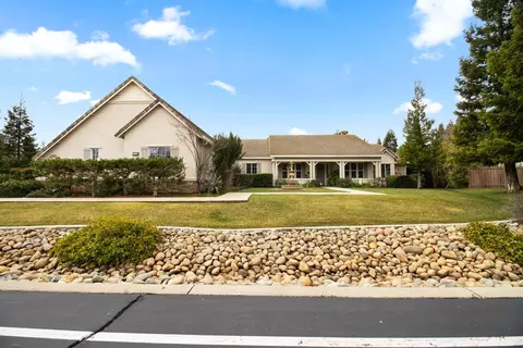 9798 Silvergate Ln, Elk Grove, CA 95624