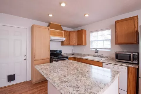 Kitchen - 14260 Penascal Rd, La Grange, CA 95329 photo 2 of 3