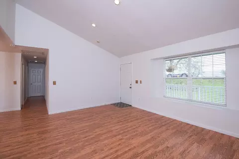Living - 14260 Penascal Rd, La Grange, CA 95329 photo 3 of 5