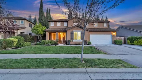 1233 Trehowell Dr, Roseville, CA 95678