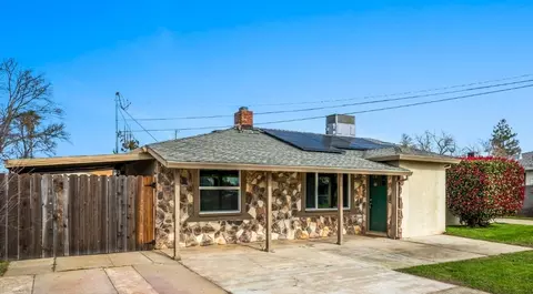 1893 16th St, Olivehurst, CA 95961 photo 2