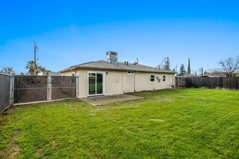 1893 16th St, Olivehurst, CA 95961 photo 23