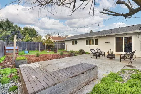1321 Locust Pl, Davis, CA 95618 photo 45