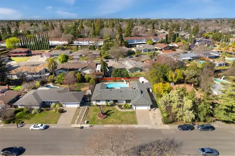3955 Rochdale Dr, Carmichael, CA 95608 photo 32