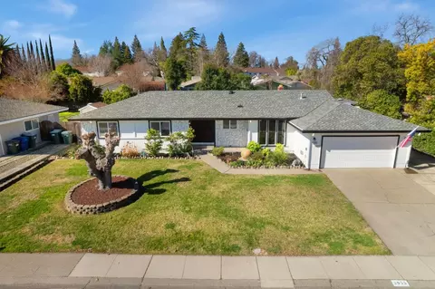3955 Rochdale Dr, Carmichael, CA 95608 photo 2