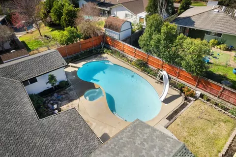 3955 Rochdale Dr, Carmichael, CA 95608 photo 28