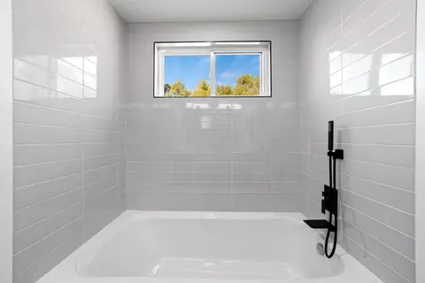 Bath - 1241 Arrowbee Dr, Placerville, CA 95667 photo 8 of 10