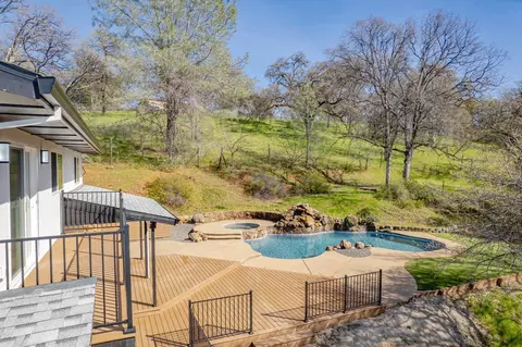 Exterior - 1241 Arrowbee Dr, Placerville, CA 95667 photo 7 of 17