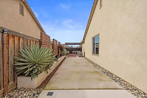 1921 Thomas Taylor Dr, Hughson, CA 95326 photo 30