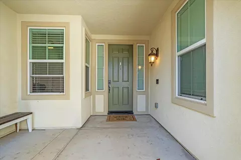 1921 Thomas Taylor Dr, Hughson, CA 95326 photo 4