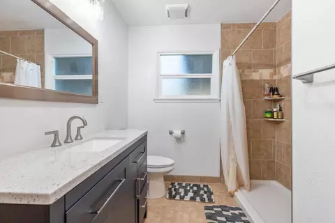 Bath - 318 N Conejo Ave, Modesto, CA 95354 photo 1 of 2