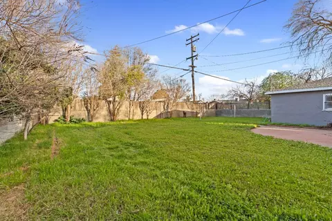 Exterior - 318 N Conejo Ave, Modesto, CA 95354 photo 7 of 7