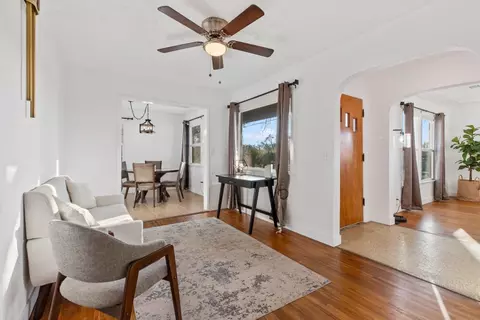 Entry Way - 318 N Conejo Ave, Modesto, CA 95354 photo 2 of 2