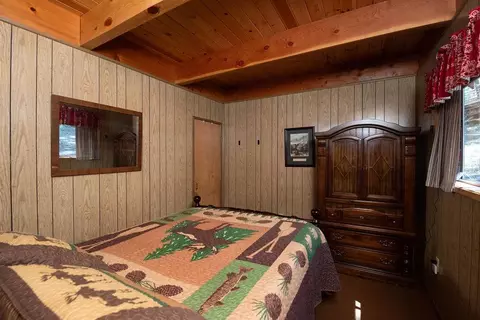 Bedroom - 24929 E Jordan Way, Long Barn, CA 95335 photo 3 of 7
