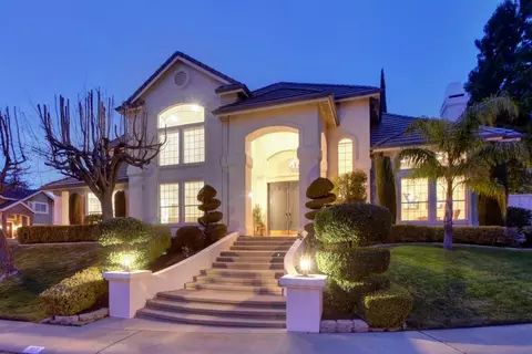 103 Sturges Ct, Folsom, CA 95630