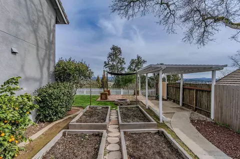 Exterior - 820 Argonaut Dr, Jackson, CA 95642 photo 10 of 22