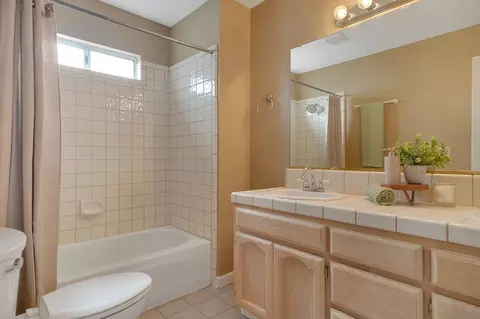 Bath - 820 Argonaut Dr, Jackson, CA 95642 photo 4 of 4
