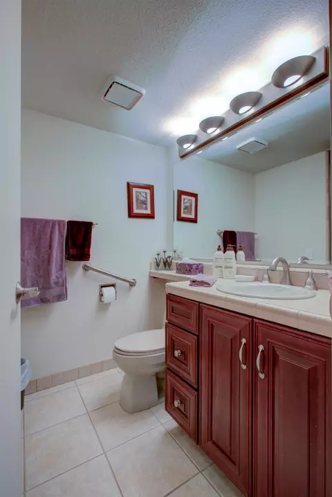 136 Paramatta Dr, Patterson, CA 95363 photo 18