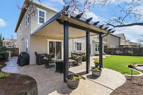 Exterior - 2157 Red Setter Rd, Rocklin, CA 95765 photo 10 of 21