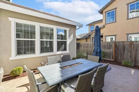 Exterior - 2157 Red Setter Rd, Rocklin, CA 95765 photo 14 of 21