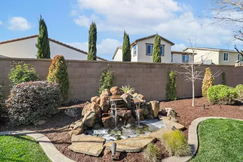 Exterior - 2157 Red Setter Rd, Rocklin, CA 95765 photo 8 of 21