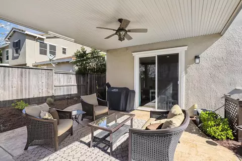 Exterior - 2157 Red Setter Rd, Rocklin, CA 95765 photo 9 of 21