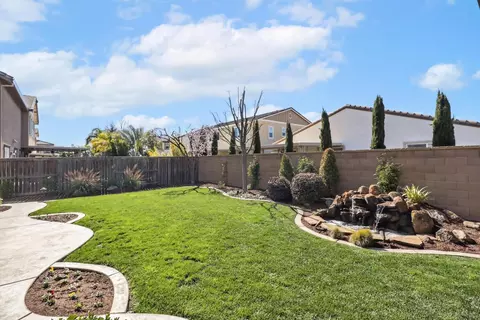 Exterior - 2157 Red Setter Rd, Rocklin, CA 95765 photo 12 of 21