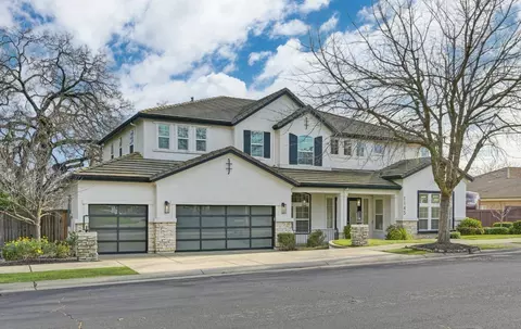 1145 Trehowell Dr, Roseville, CA 95678