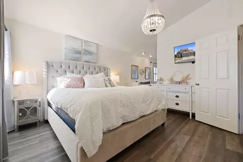 Bedroom - 932 Spring Brook Ct, Modesto, CA 95351 photo 2 of 4